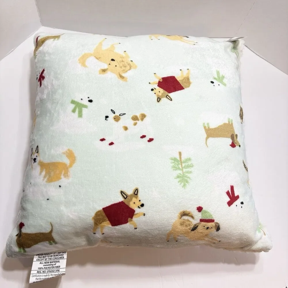 Cuddl Duds Plush Sherpa Throw Blanket And Throw Pillows Festive Dogs